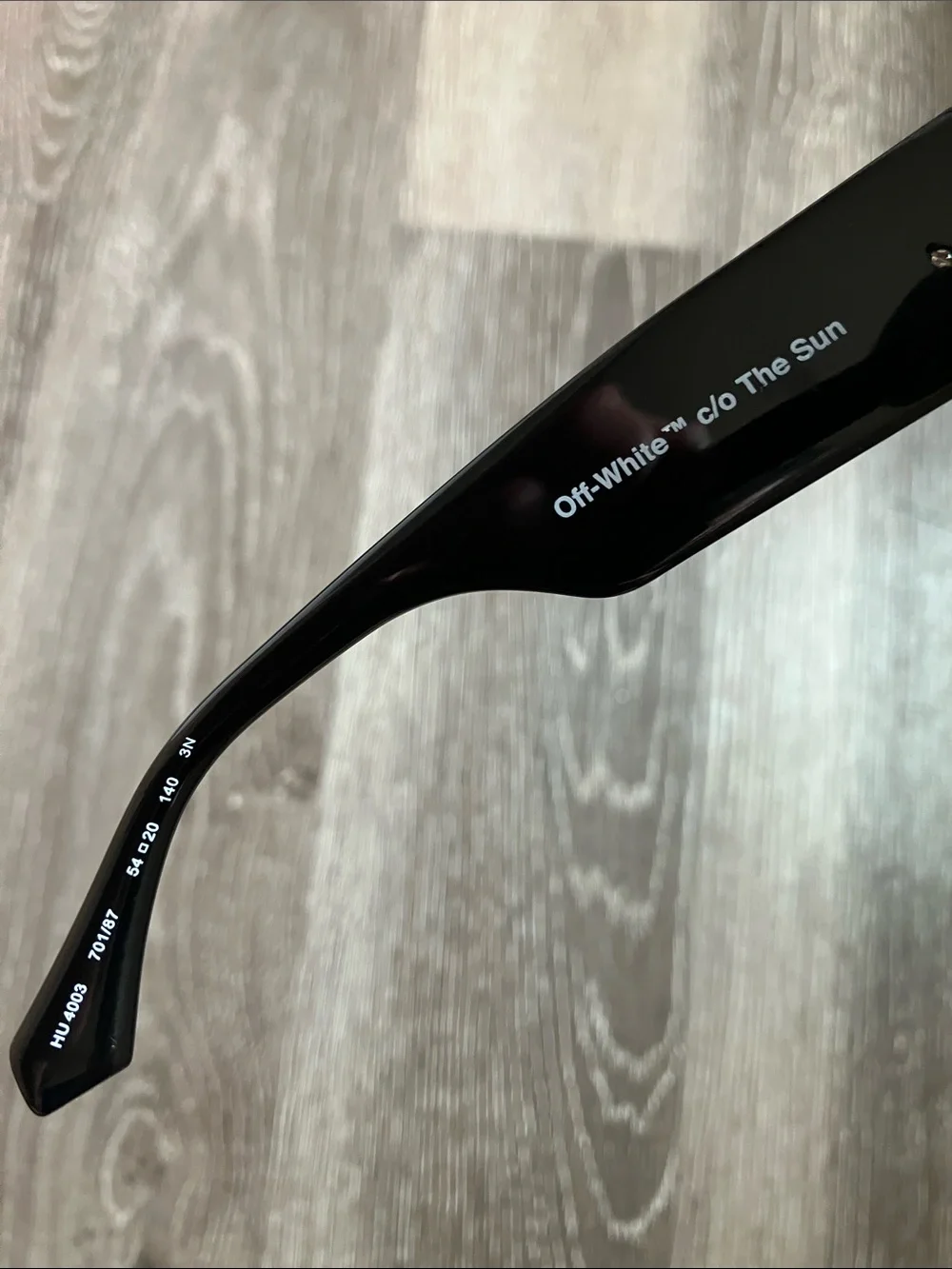 OFF-WHITE X SUNGLASS HUT Sunglasses
